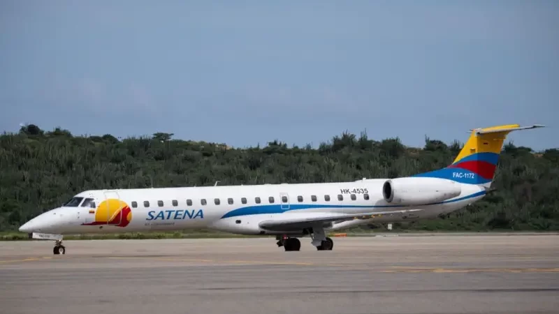 Avião da Companhia Área Satena