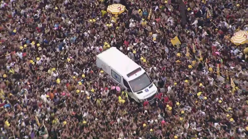 Multidão em bloco na Consolação Foto Globocop TV Globo