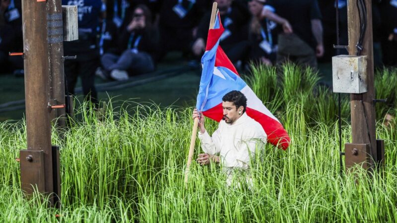 Bad Bunny no Super Bowl 2026 (Grosby Group)