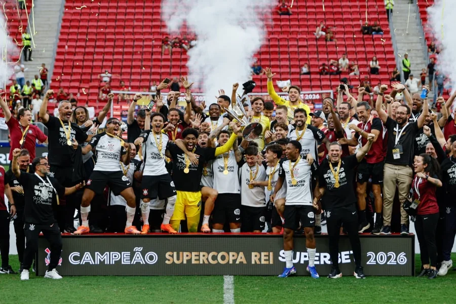 Corinthians conquista a Supercopa Rei 2026 com autoridade sobre o Flamengo
