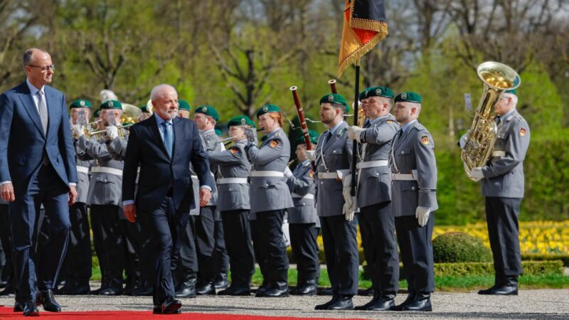 Friedrich Merz e Lula durante a cerimônia da Hannover Messe 2026